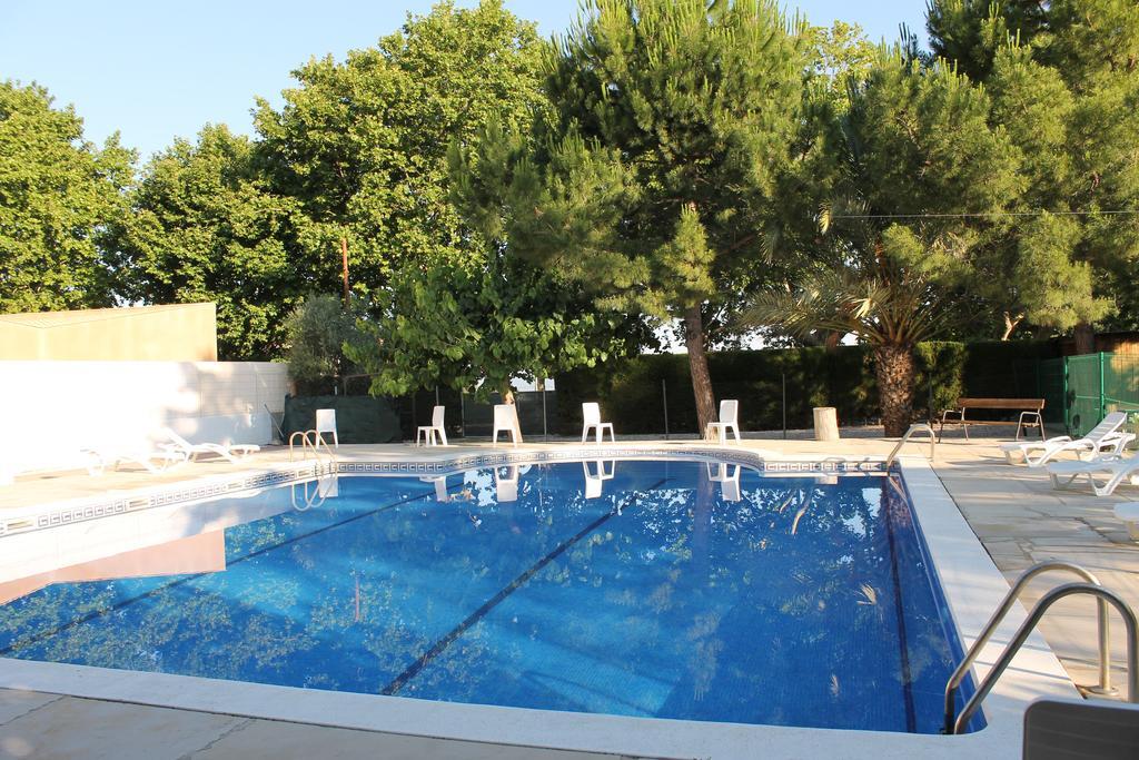 Hostal Braseria Tivissa Buitenkant foto